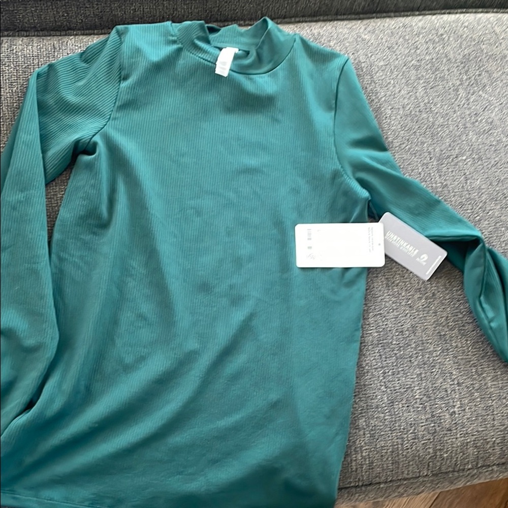Athleta Ribbed Green Long Sleeve Top